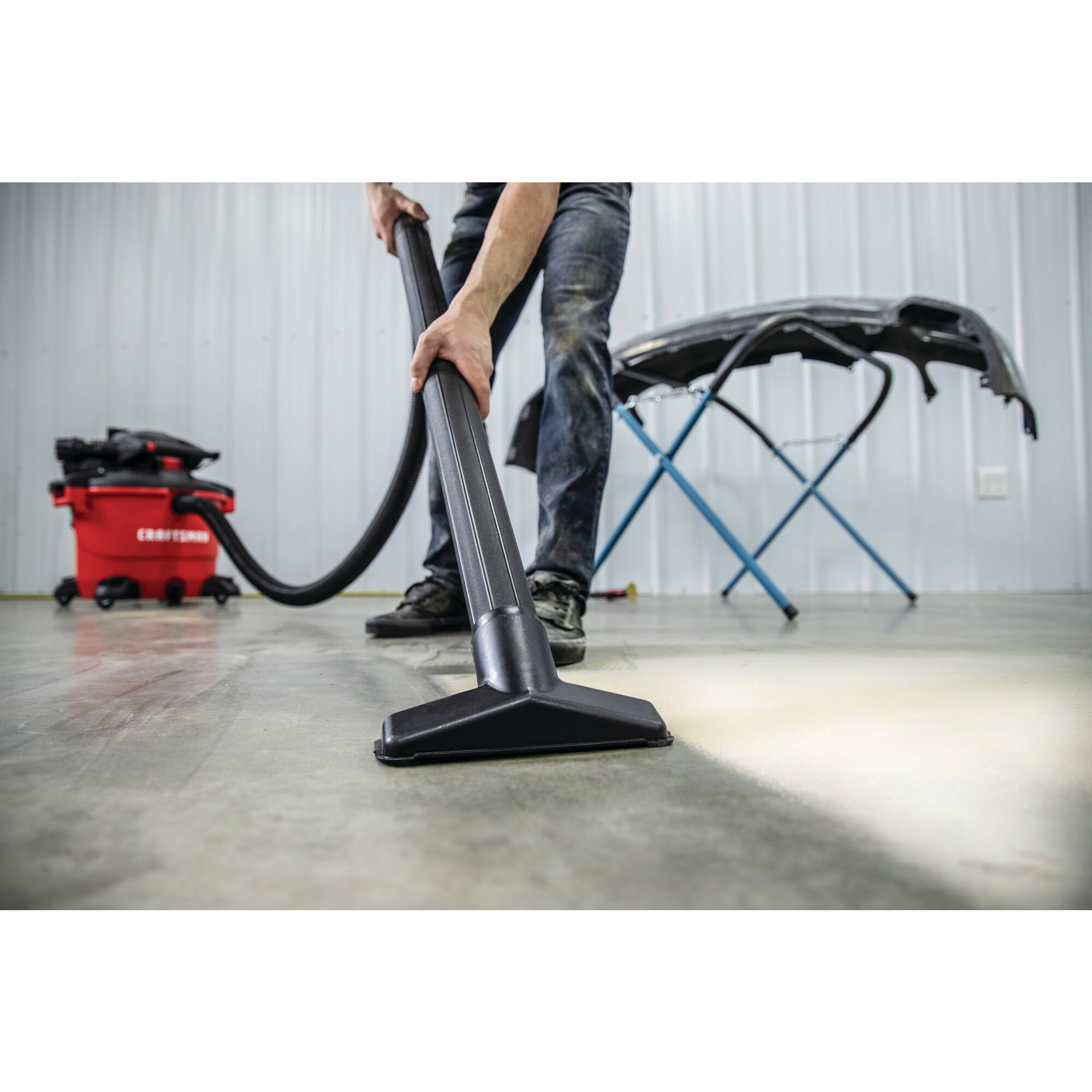 16 Gal.* 6.5 Peak HP** Wet/Dry Vac with Detachable Leaf Blower